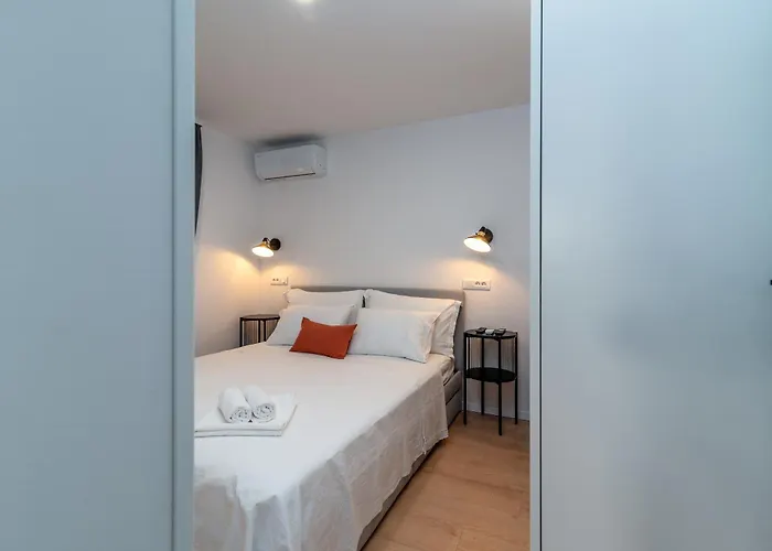 Jasna's Old Town * Trogir