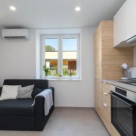 Jasna's Old Town * Trogir