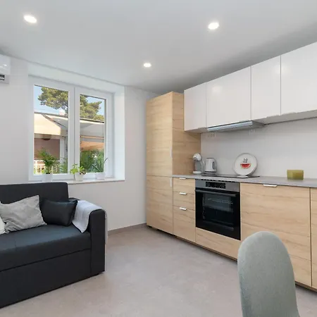 Jasna's Old Town Apartman *