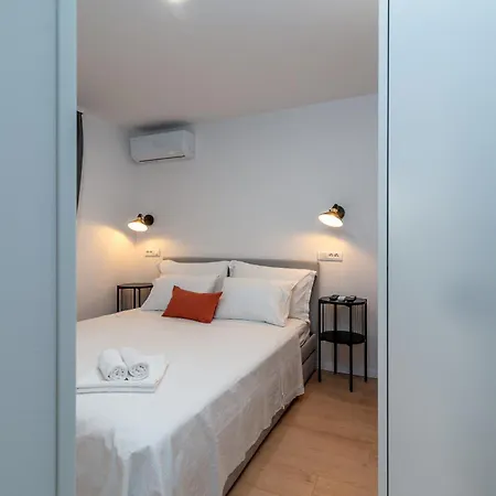 Jasna's Old Town * Trogir